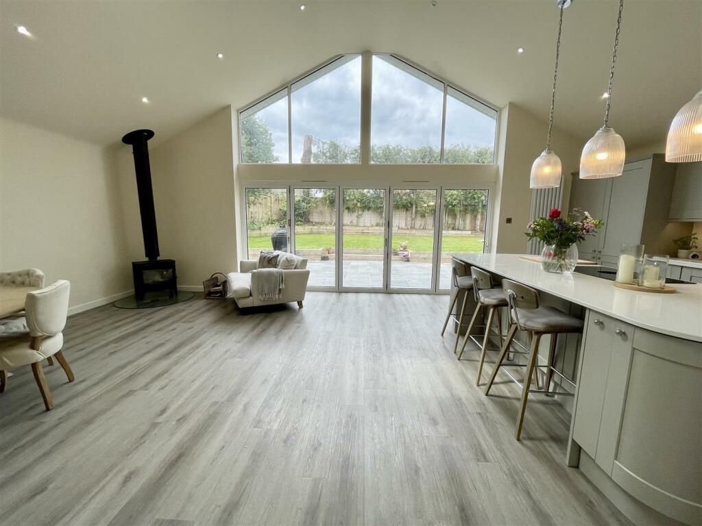 Additional property image - Lake Road, Verwood, Dorset