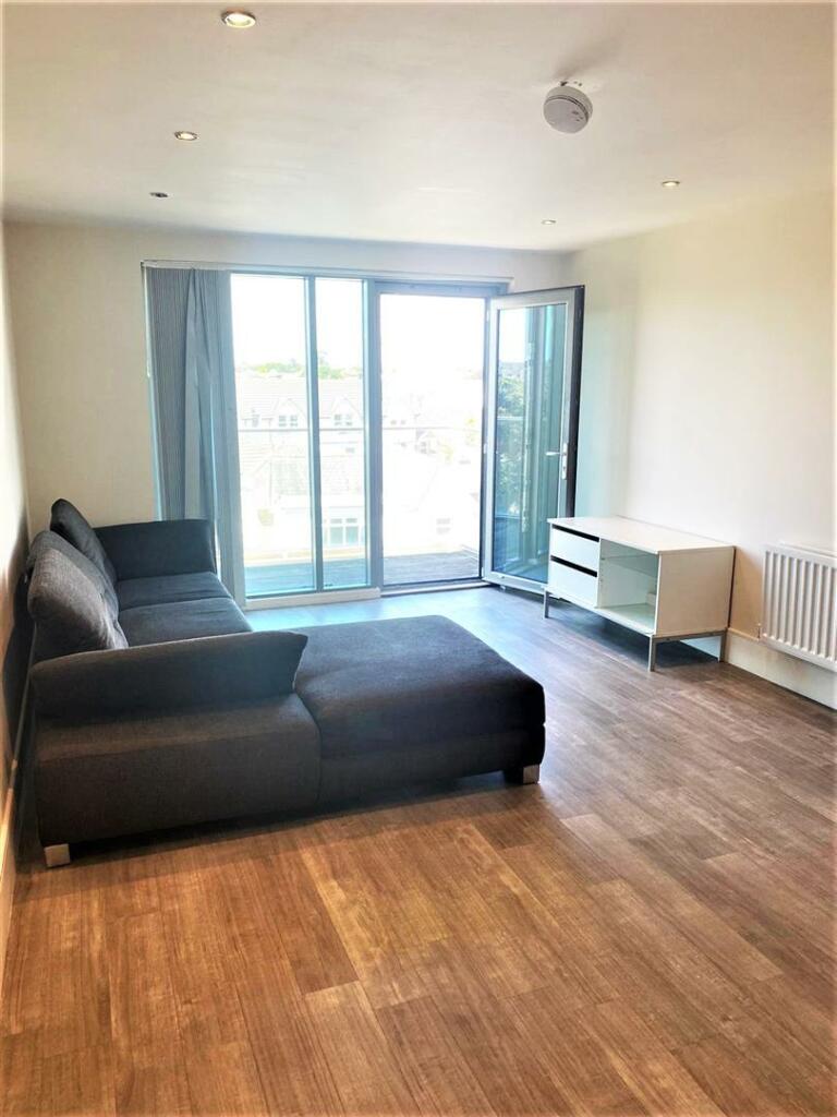 Additional property image - The Summit, Upper Terrace Road