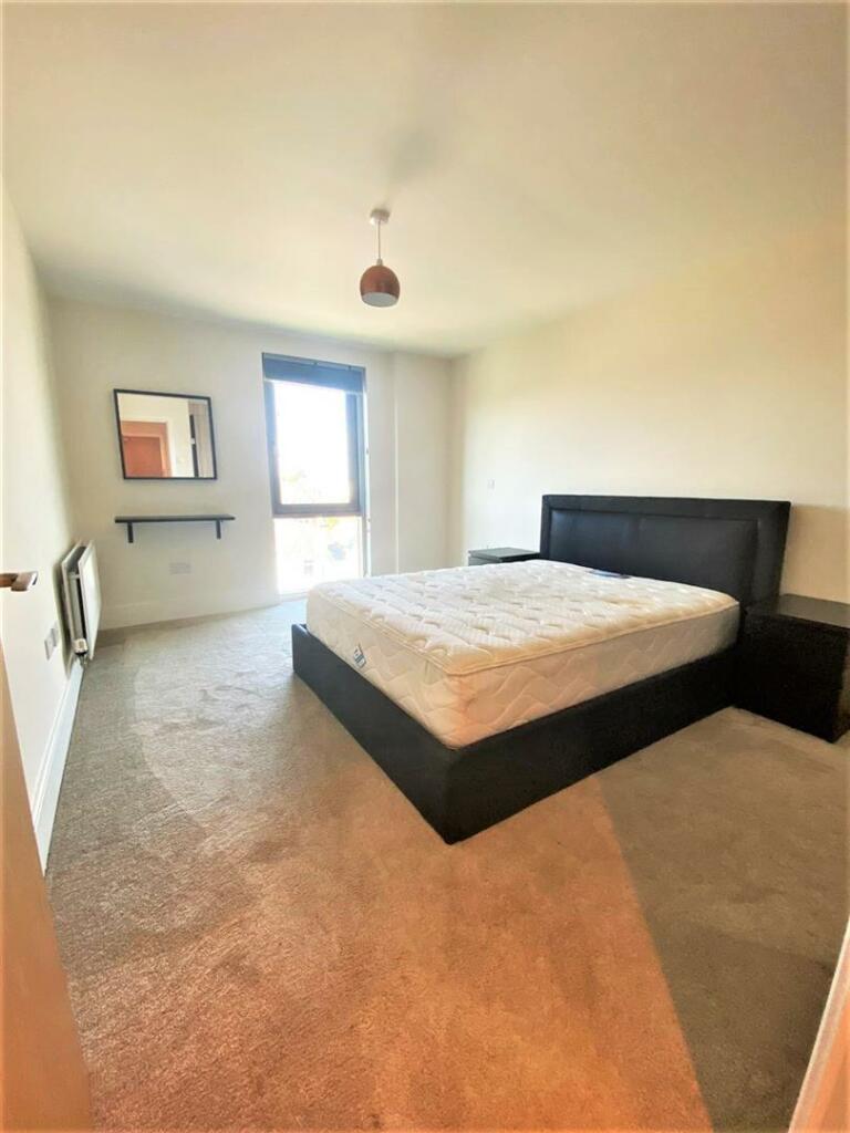 Additional property image - The Summit, Upper Terrace Road
