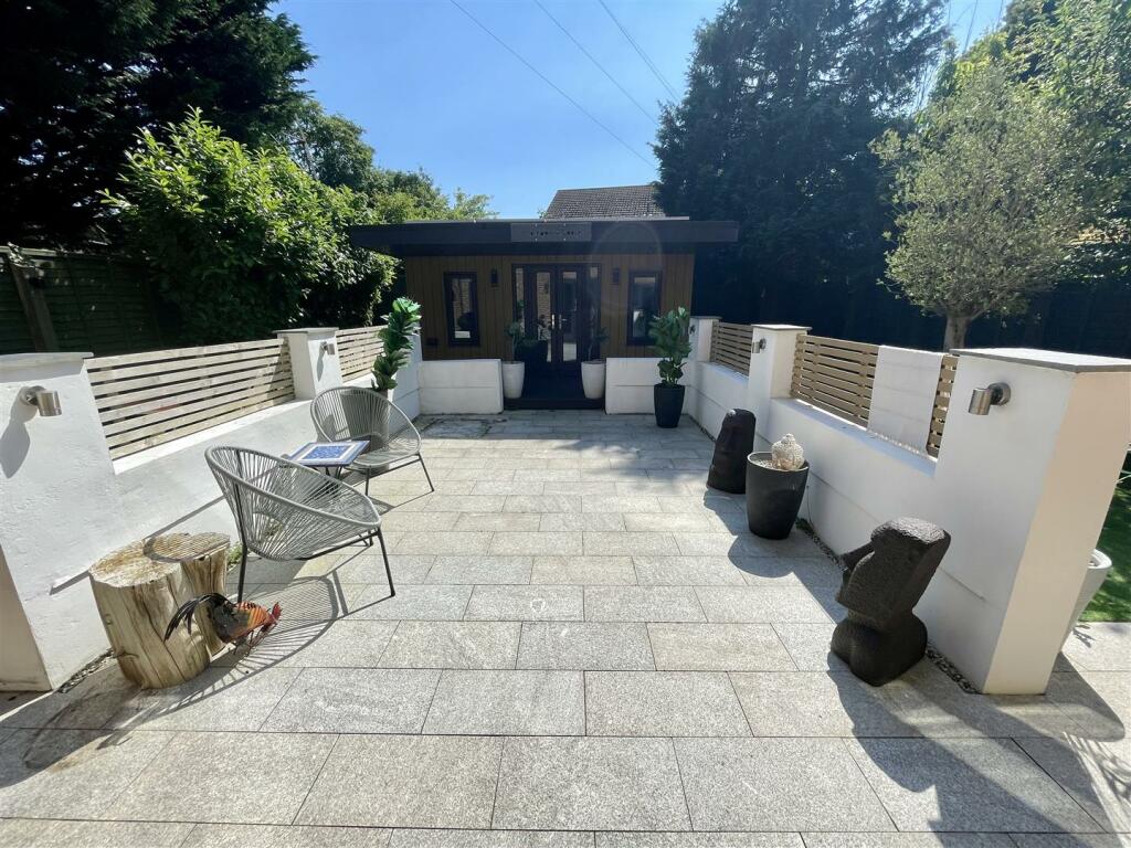 Additional property image - Spicer Lane, Bournemouth