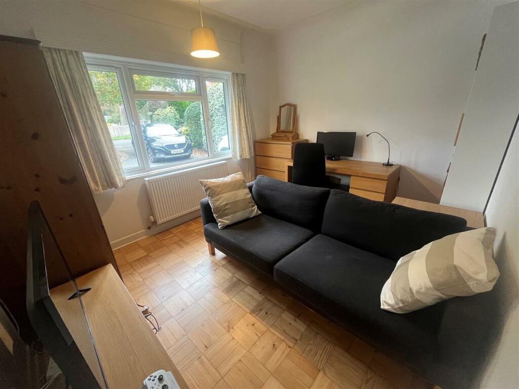 Additional property image - Crescent Walk, West Parley, Ferndown