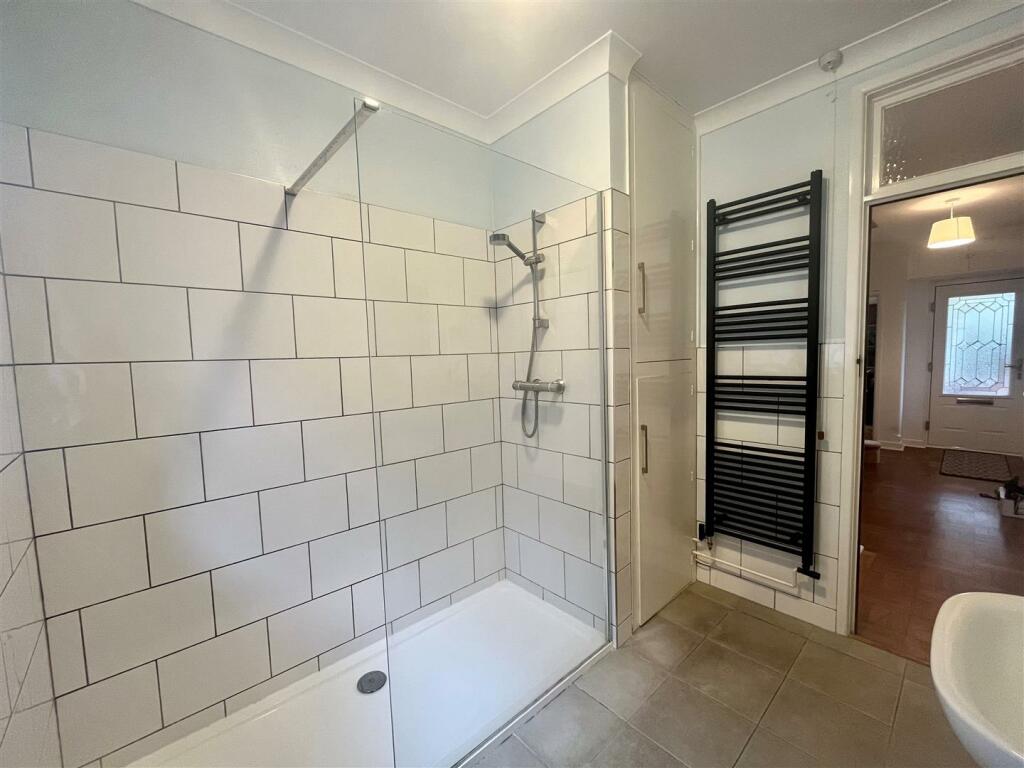 Additional property image - Crescent Walk, West Parley, Ferndown