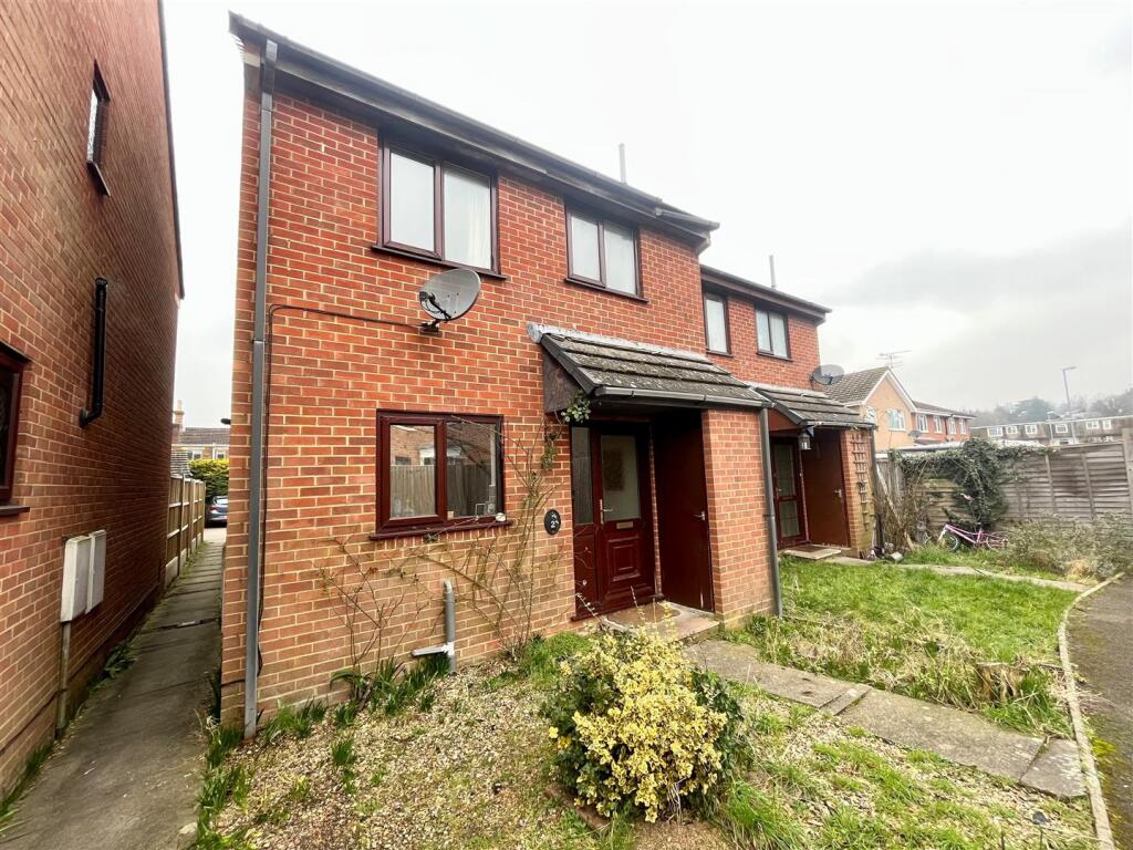 3 bedroom semi-detached house