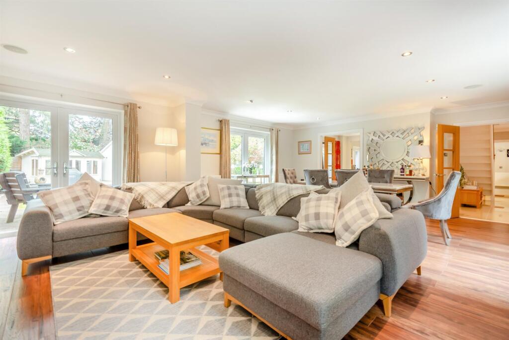 Additional property image - Woodland Walk, Ferndown
