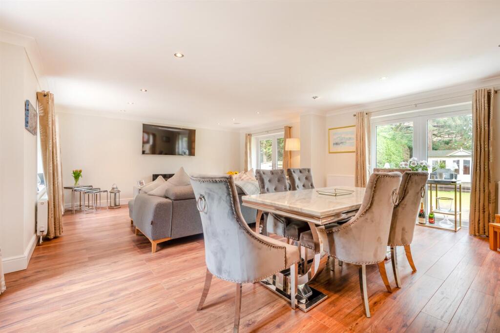 Additional property image - Woodland Walk, Ferndown