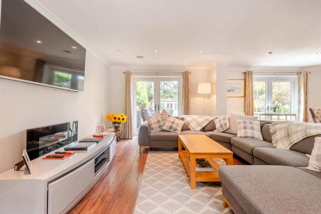 Additional property image - Woodland Walk, Ferndown