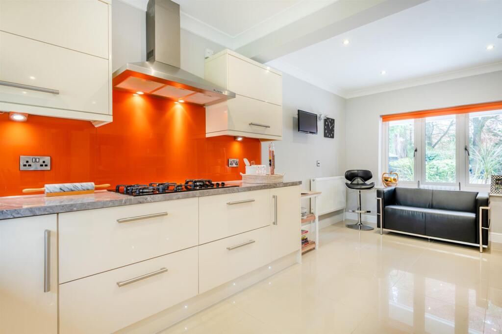 Additional property image - Woodland Walk, Ferndown