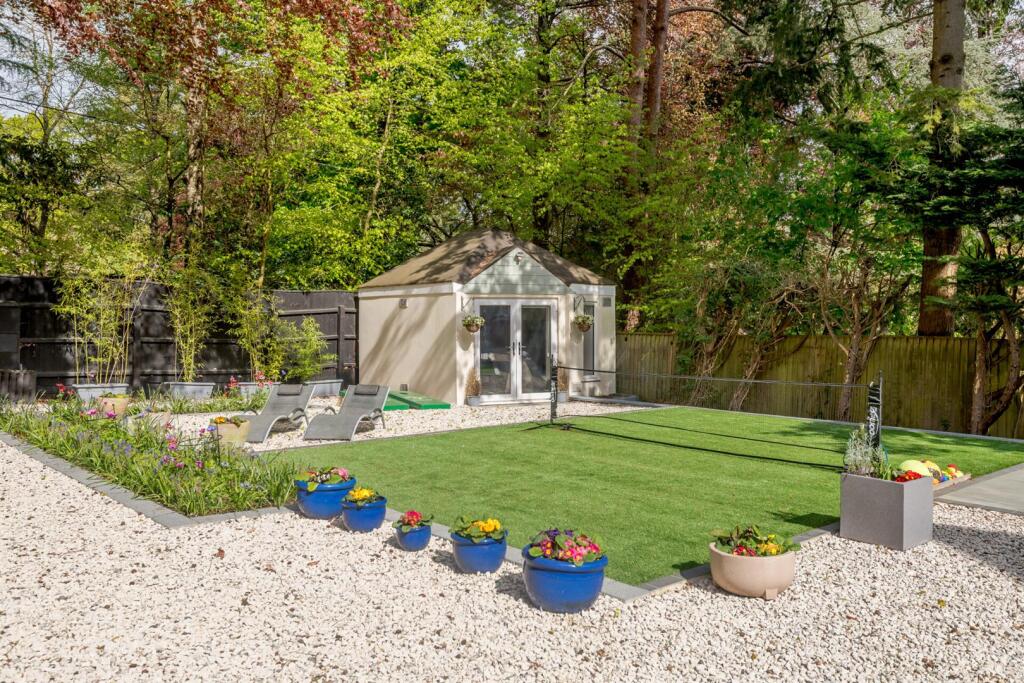 Additional property image - Woodland Walk, Ferndown