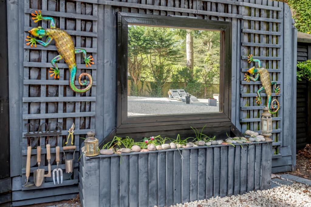 Additional property image - Woodland Walk, Ferndown