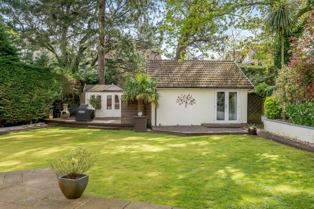 Additional property image - Woodland Walk, Ferndown