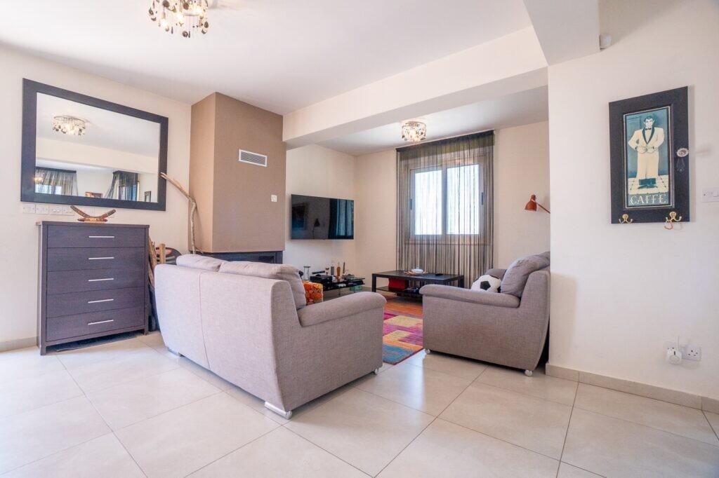 Main image of property: Detached Villa, Tala