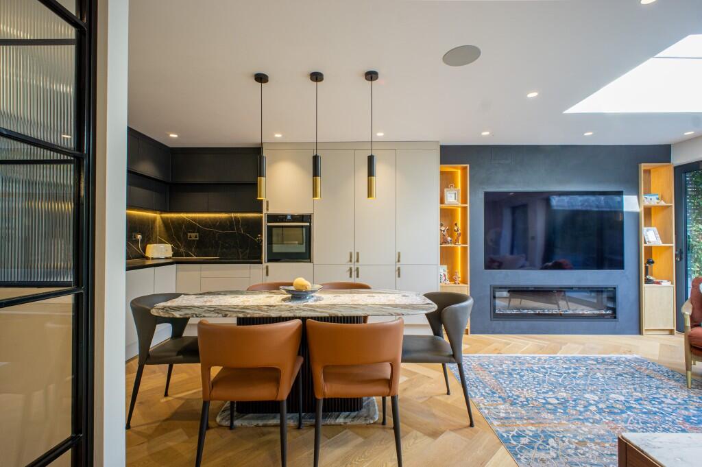 Main image of property: Stroud Crescent, London, SW15