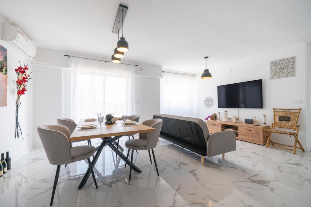 Main image of property: Valencia, Alicante, Punta Prima