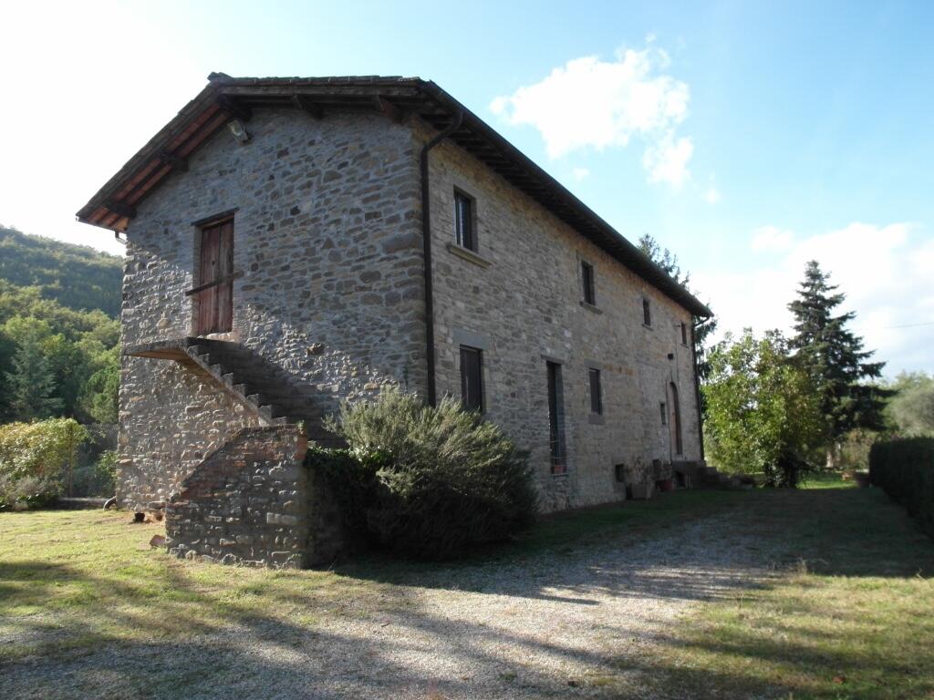 2 bed Country House in Sansepolcro, Arezzo...