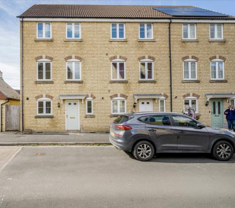 Main image of property: Avenue De Gien, Malmesbury, SN16