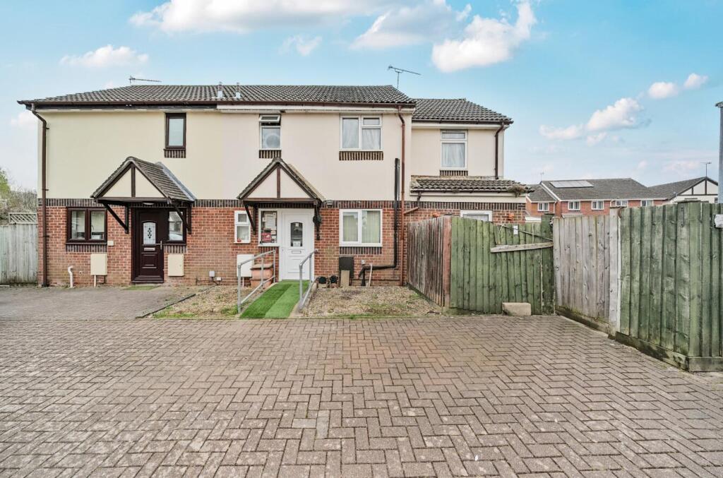Main image of property: Olive Grove, Swindon, SN25
