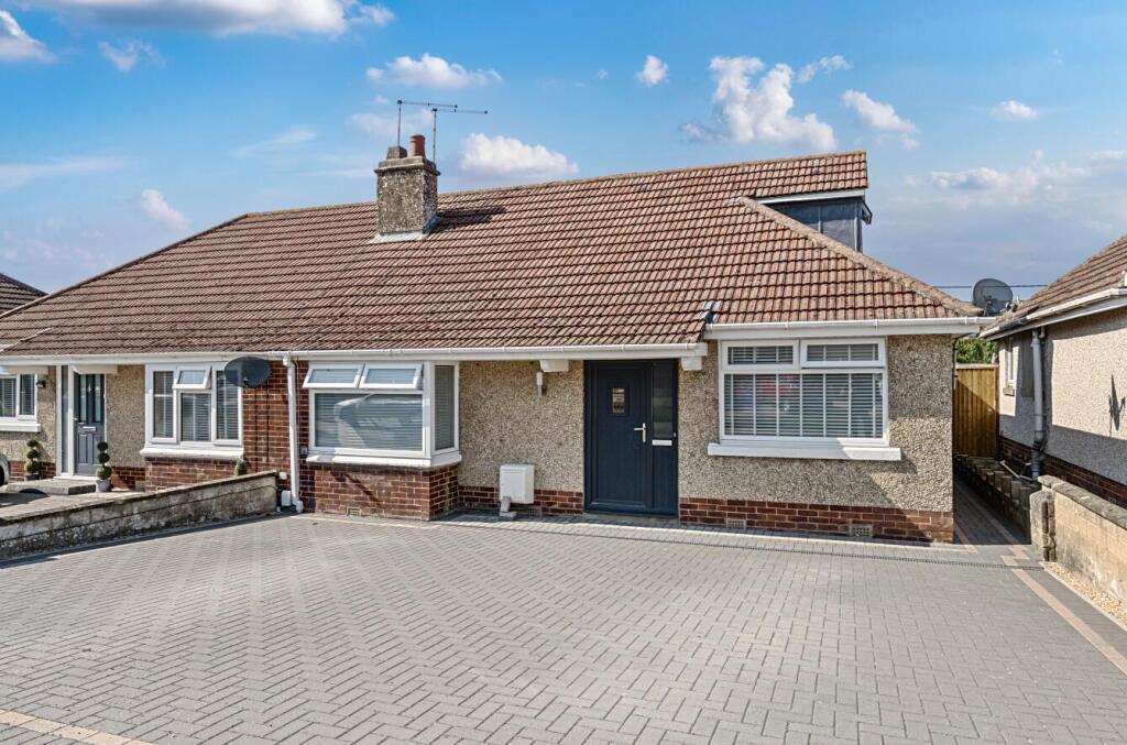 Main image of property: Berkeley Road, Wroughton, SN4