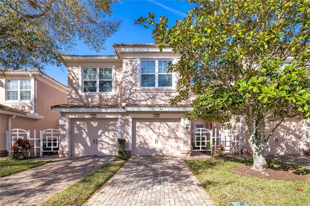 Main image of property: Florida, Polk County, Davenport