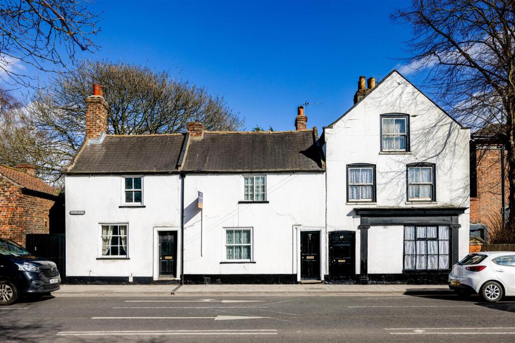 Main image of property: Bargate, Grimsby