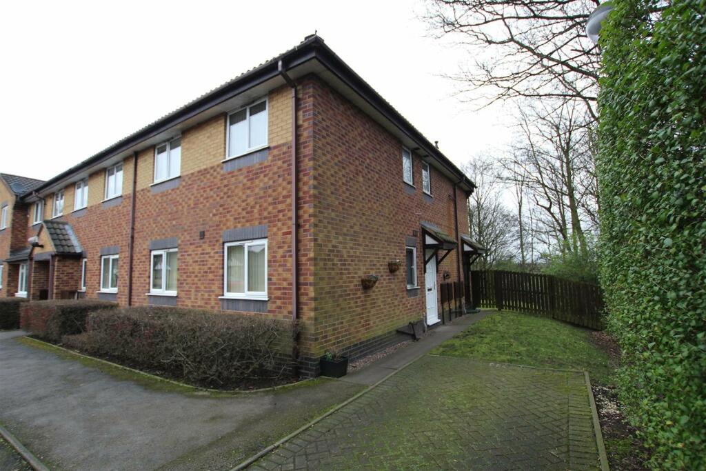 2 bedroom apartment for sale in Tolkien Way, Stoke-on-Trent, , ST4