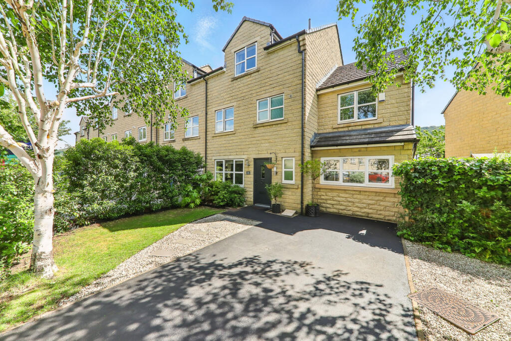 Main image of property: Fowlers Croft, Otley, LS21
