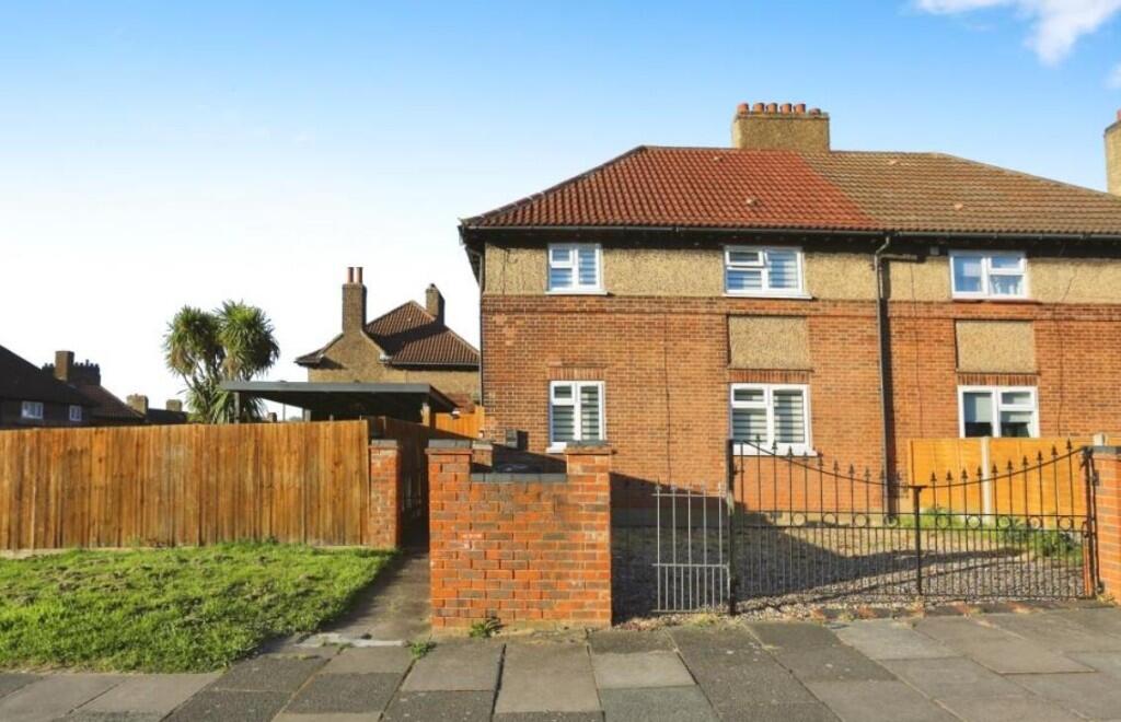 Main image of property: Keynsham Road, London, SE9