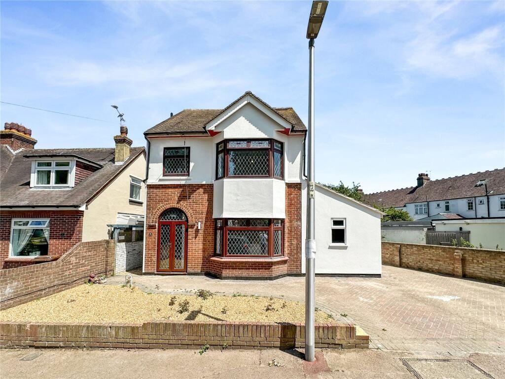 Main image of property: Hunters Way West, Gillingham, Kent, ME5