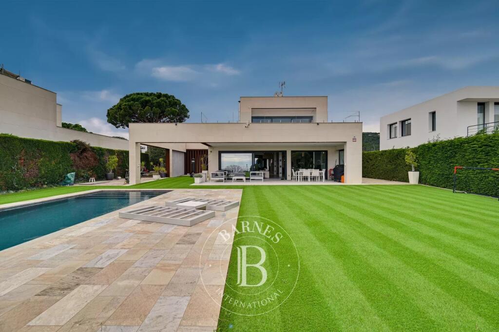Main image of property: Spain