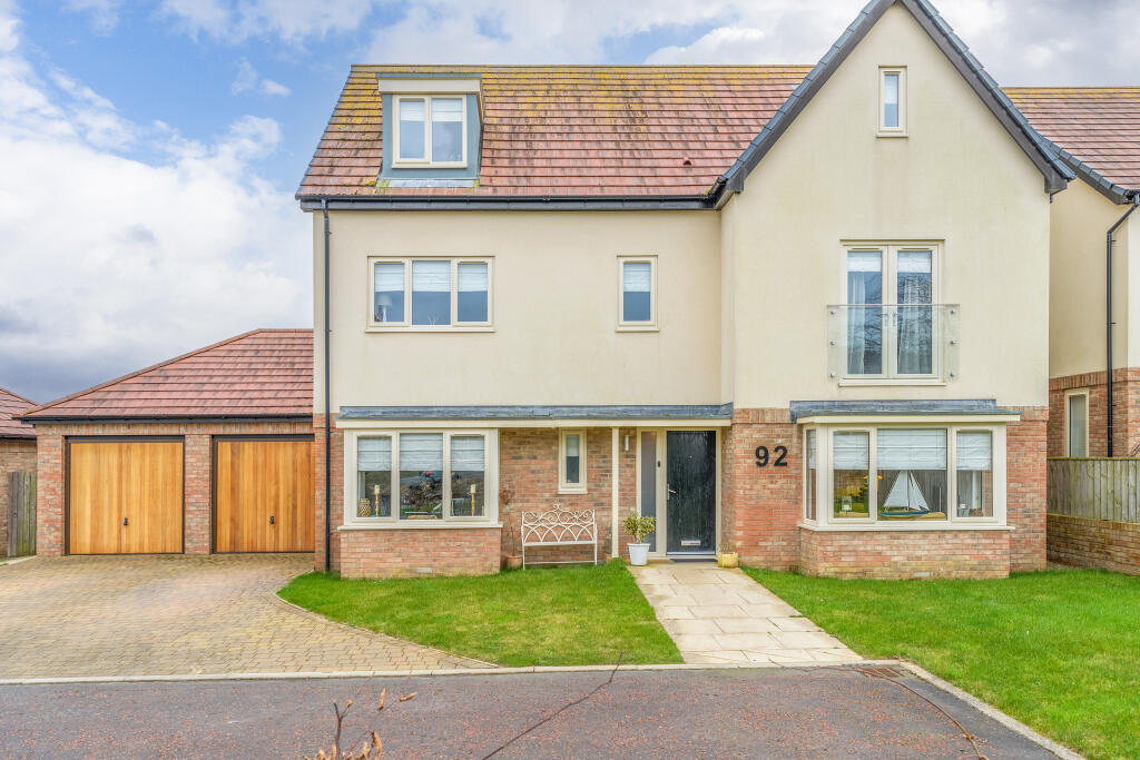 5 bedroom detached house for sale in Morwick Road, Warkworth, Morpeth