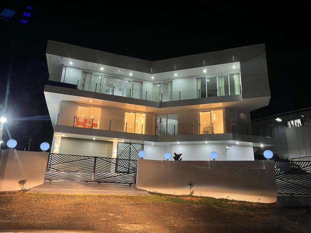 Main image of property: Votua
