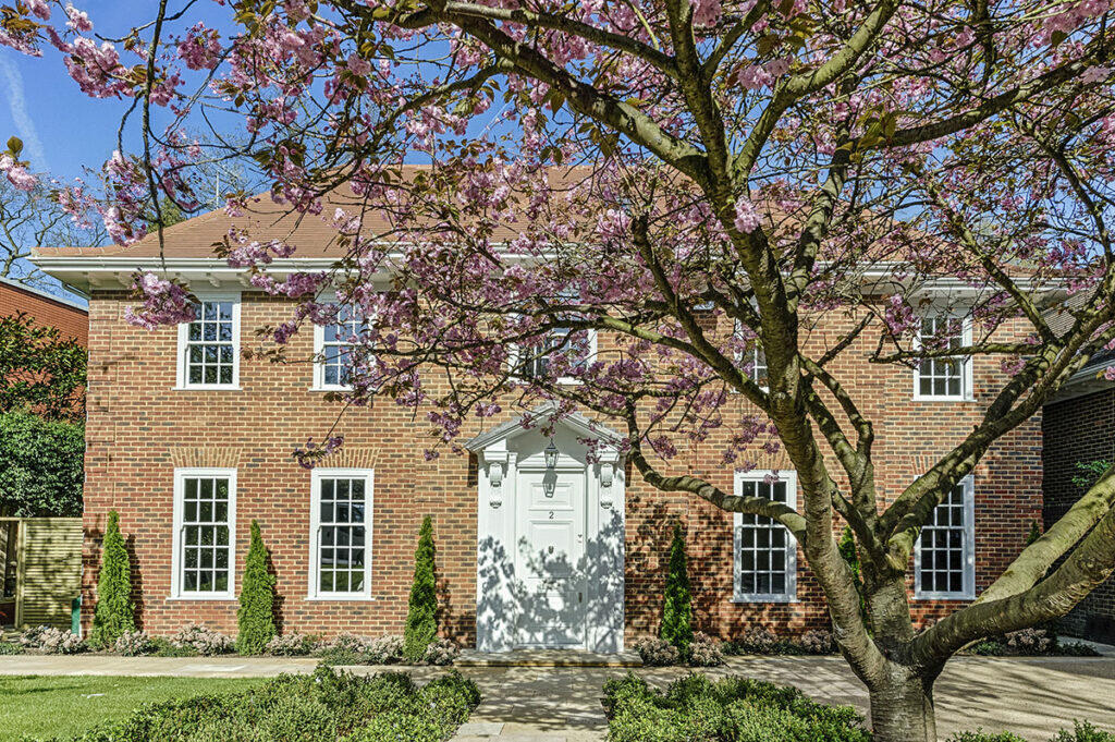 6 bedroom detached house for sale in Elm Walk, Hampstead, London, NW3