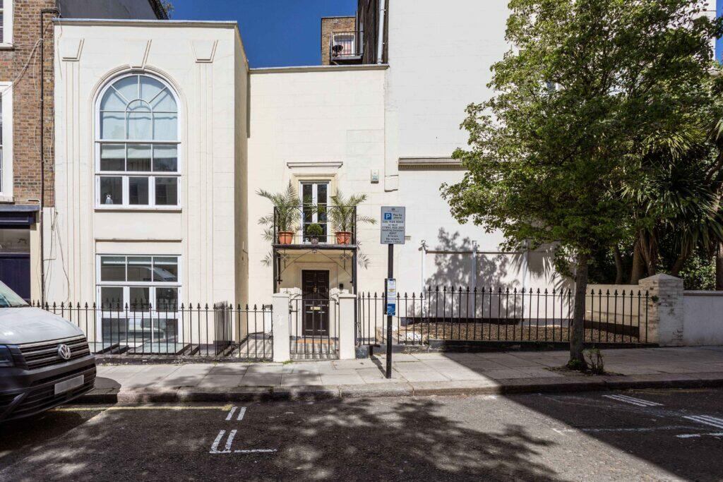 Main image of property: Bristol Gardens, Little Venice, London, W9