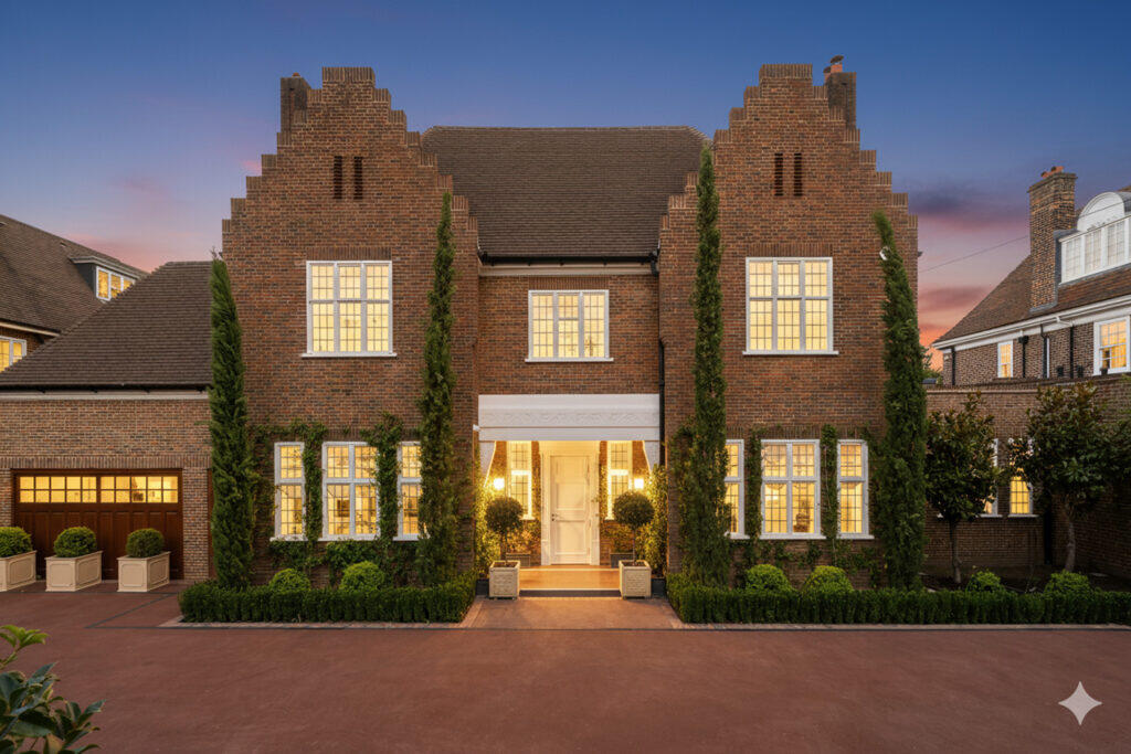 Main image of property: Winnington Road, London, N2