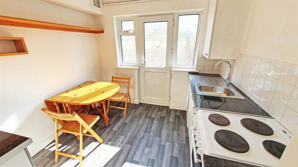 Main image of property: Park Crescent Place, Brighton BN2
