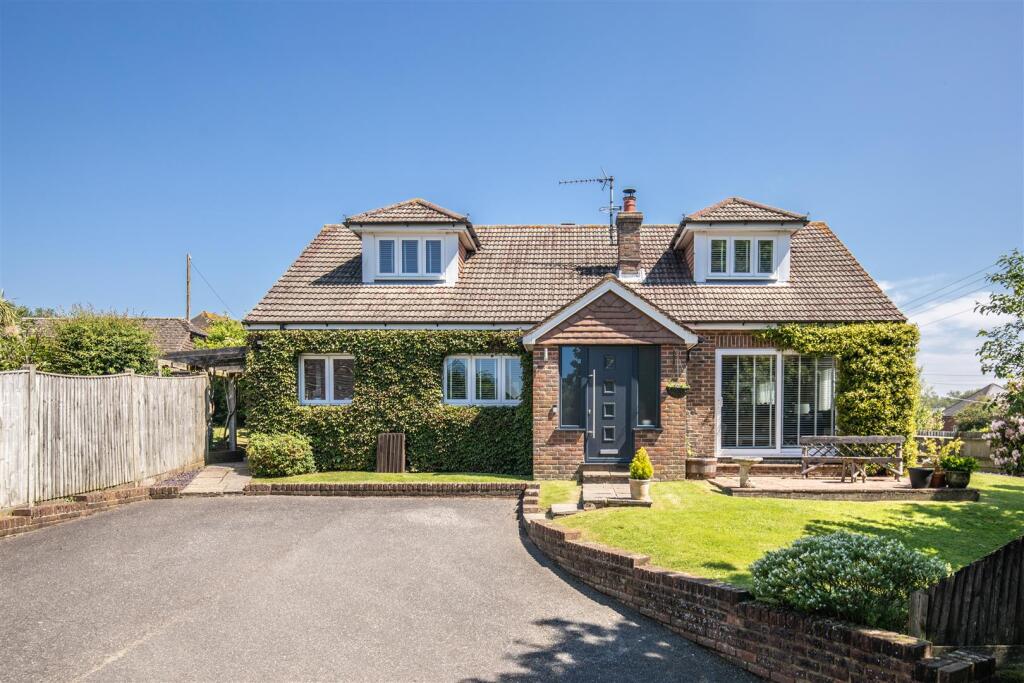 Main image of property: Hailsham Road, Herstmonceux BN27 4JX