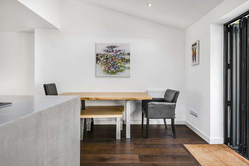 Additional property image - Winterbourne Close, Lewes BN7 1JY