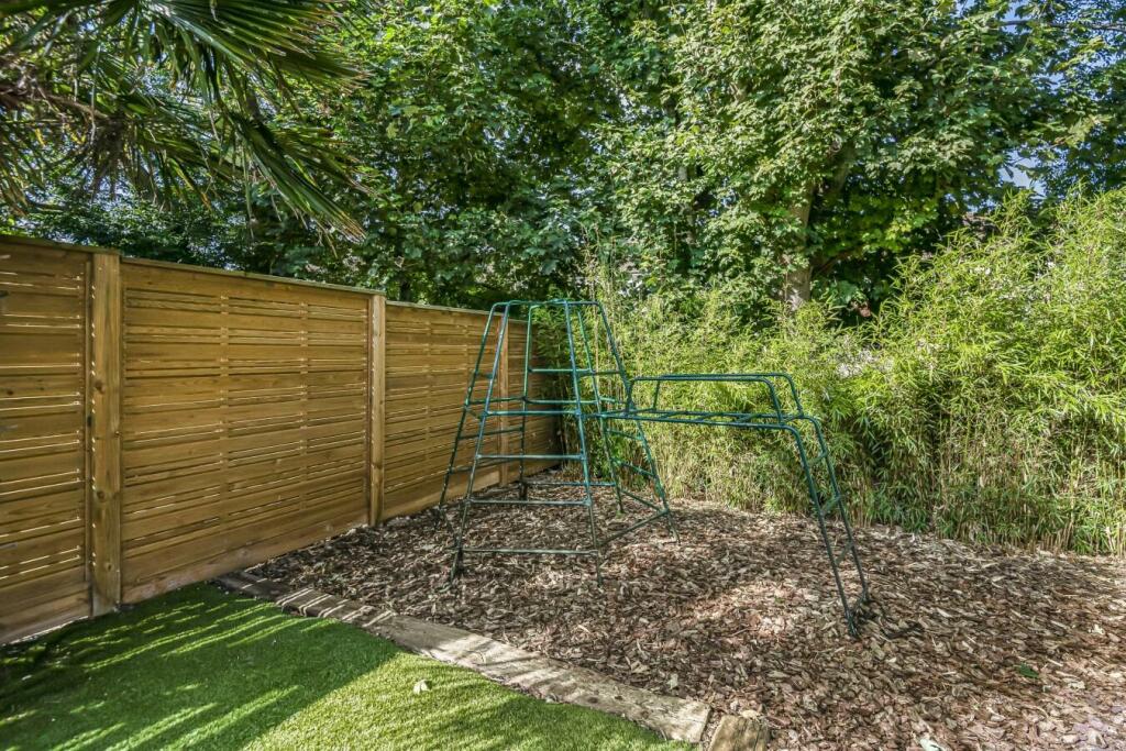 Additional property image - Winterbourne Close, Lewes BN7 1JY