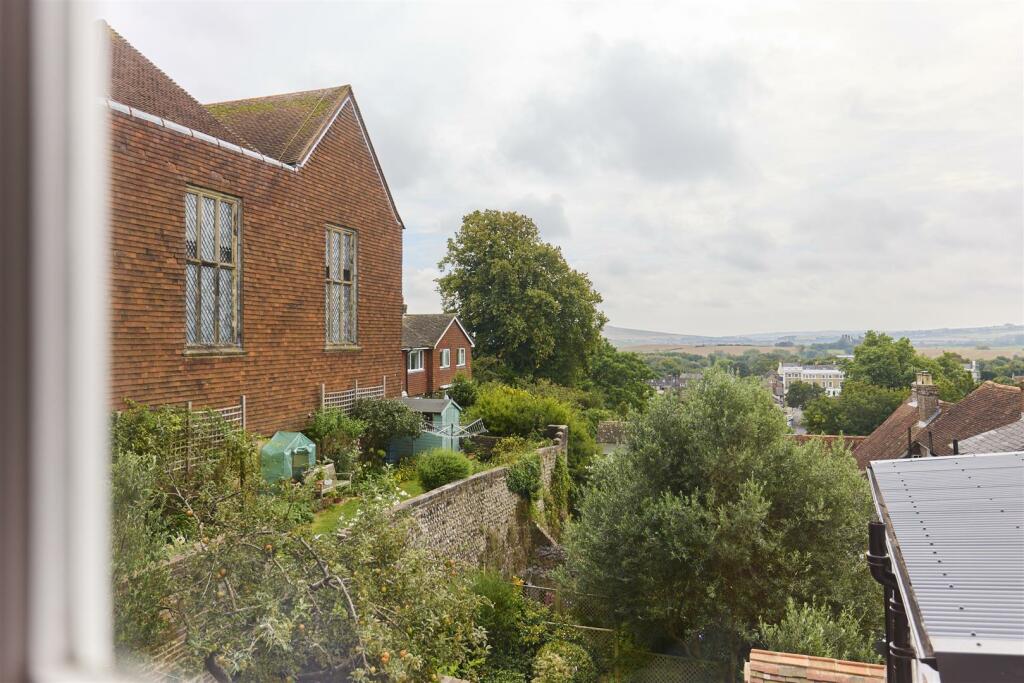 Additional property image - High Street, Lewes, BN7 1XH