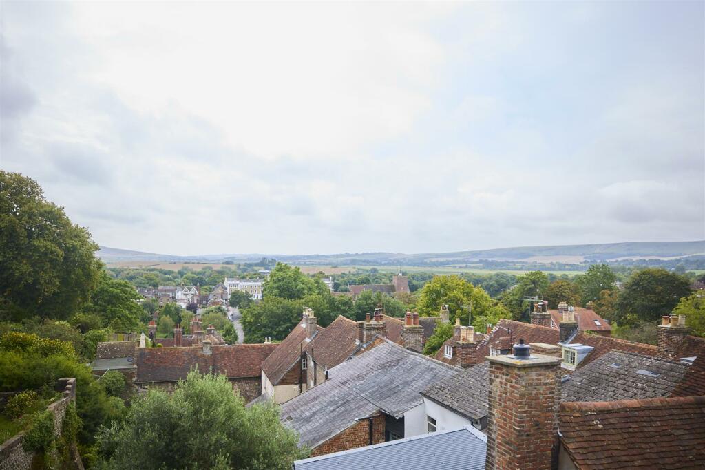 Additional property image - High Street, Lewes, BN7 1XH