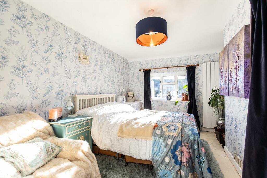 Additional property image - Oak Tree, Barcombe, Lewes BN8 5DP