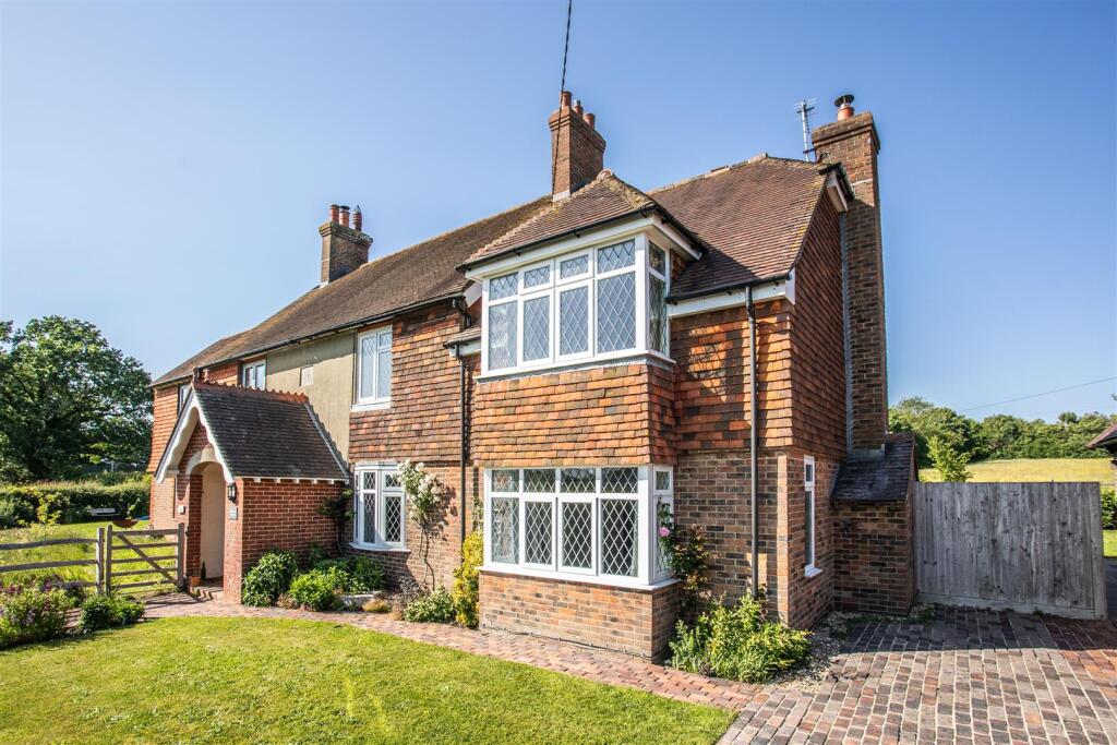 Main image of property: The Street, Chiddingly BN8 6HT