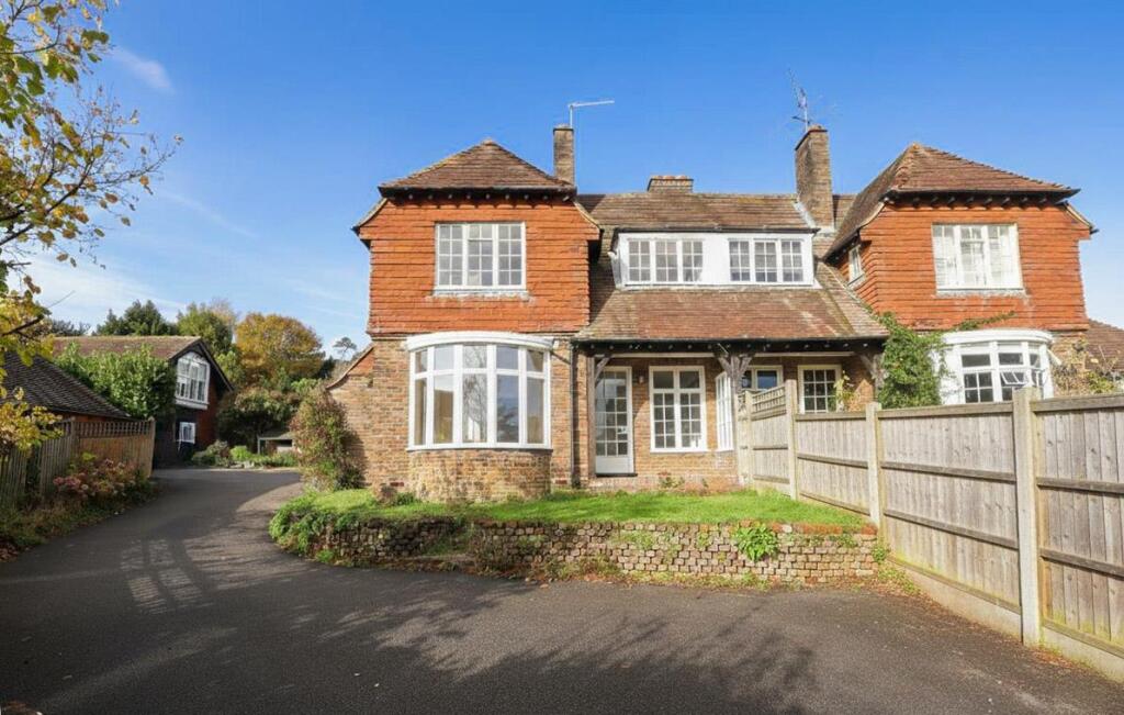 Main image of property: Kingston Road, Lewes, BN7 3NB