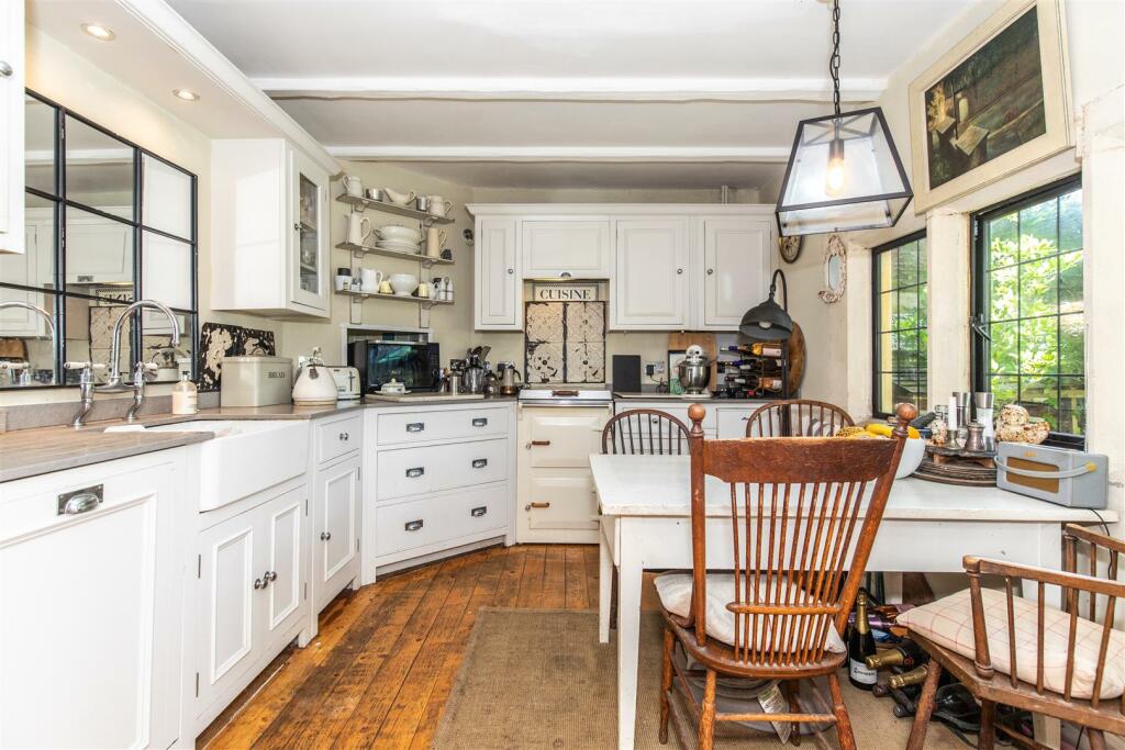 Additional property image - Ailies Lane, East Hoathly, BN8 6QP