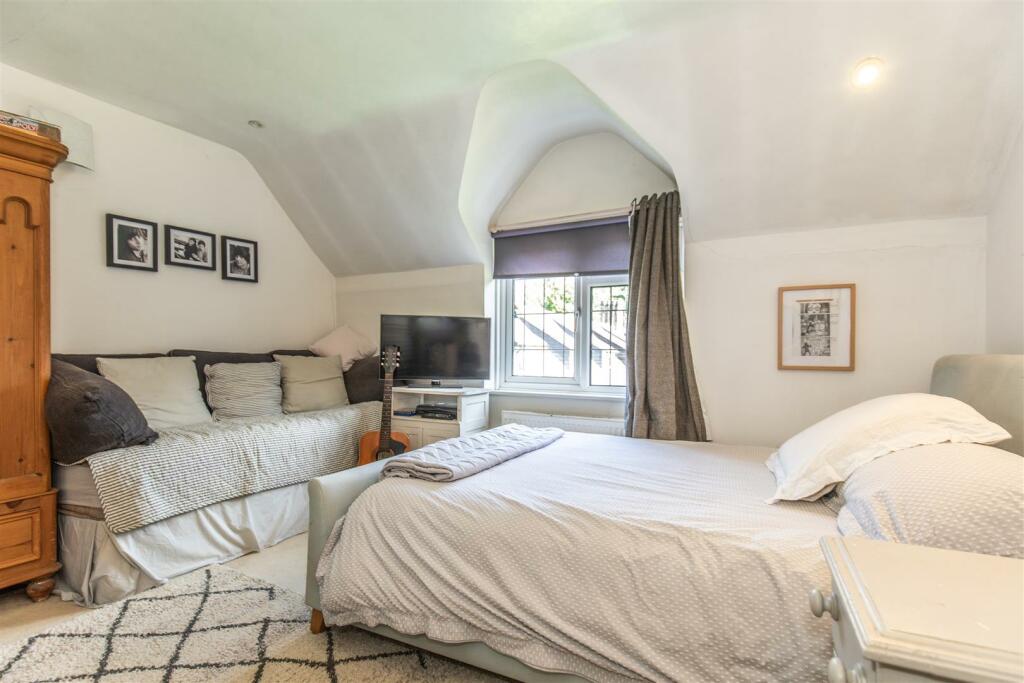 Additional property image - Ailies Lane, East Hoathly, BN8 6QP