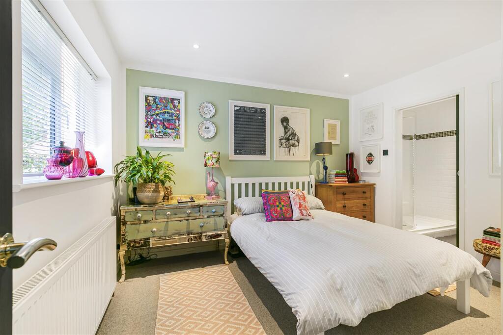 Additional property image - South Street, East Hoathly, Lewes, BN8 6DT