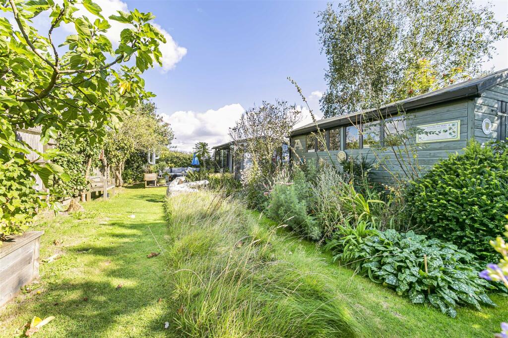 Additional property image - South Street, East Hoathly, Lewes, BN8 6DT