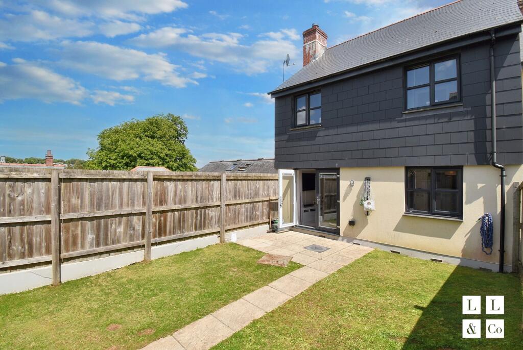Main image of property: College Green, Penryn, TR10