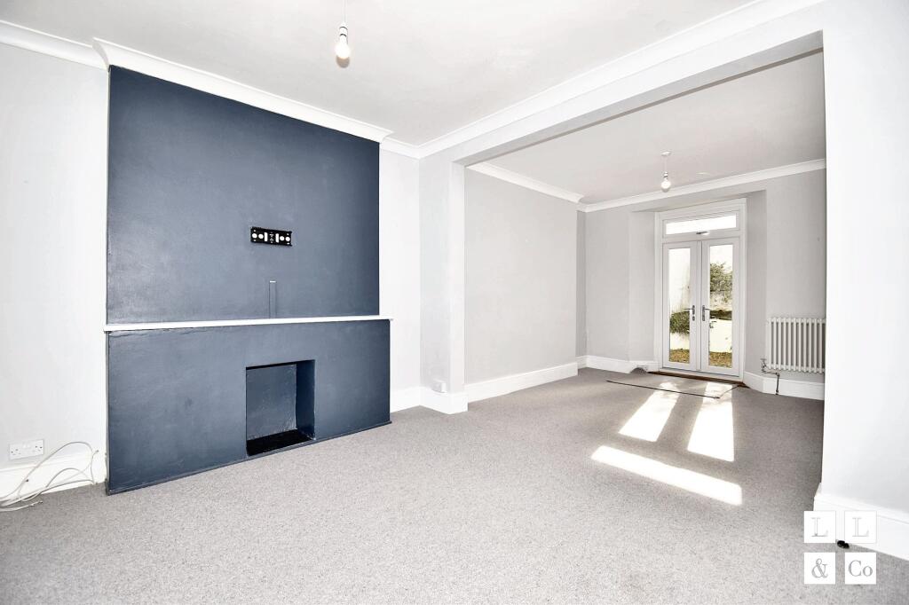 Main image of property: Windsor Terrace, Falmouth, TR11