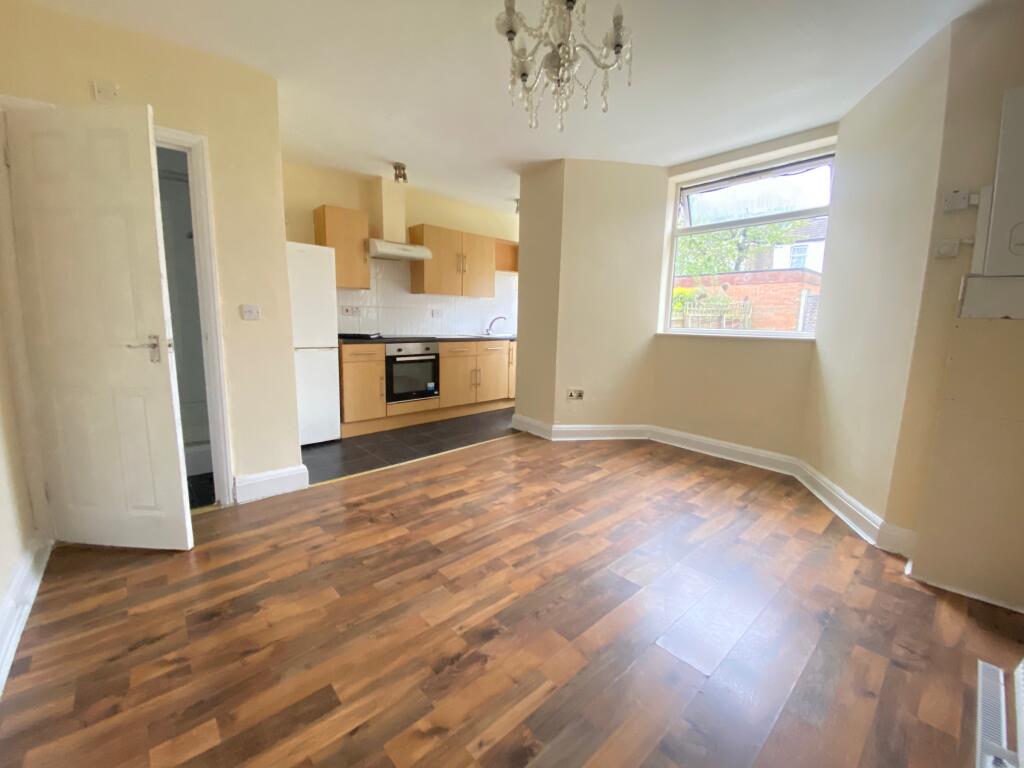 3 bedroom flat for rent in A Second Avenue, London, E12