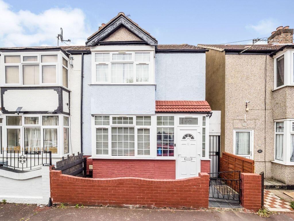 Main image of property: Walton Road, London